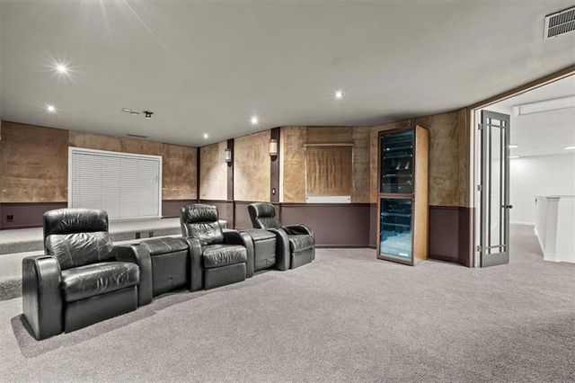 512 Oakbridge Drive, Douglasville, GA 30134