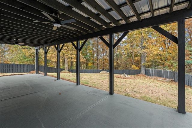 512 Oakbridge Drive, Douglasville, GA 30134