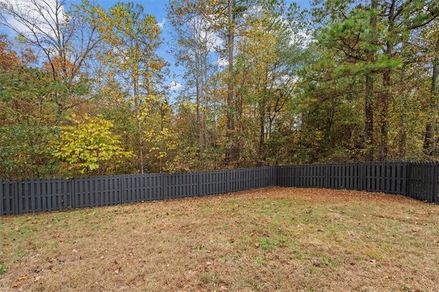 512 Oakbridge Drive, Douglasville, GA 30134