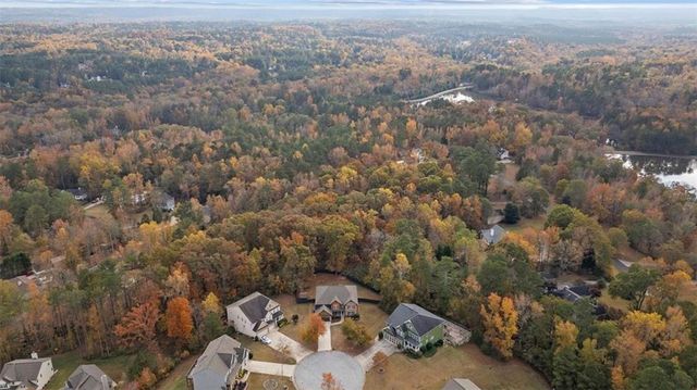 512 Oakbridge Drive, Douglasville, GA 30134