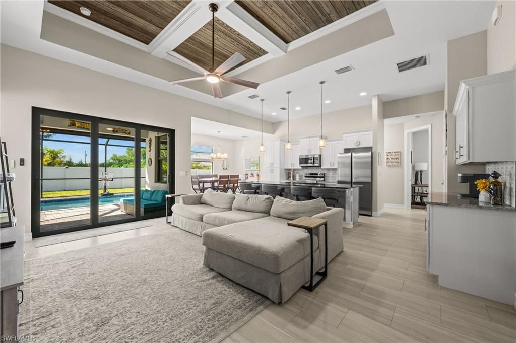 624 NW 2nd TER, CAPE CORAL, FL 33993 — photo 2
