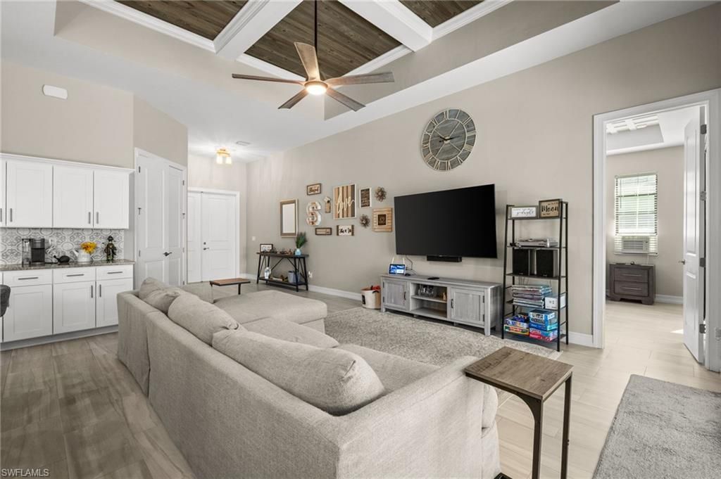 624 NW 2nd TER, CAPE CORAL, FL 33993 — photo 4