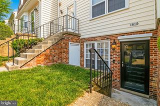 1612 W BANCROFT LN #144, Crofton, MD 21114
