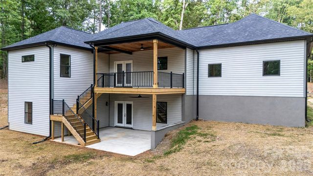 644 Roxboro Drive, Mount Gilead, NC 27306