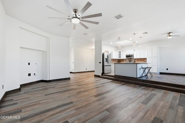 3056 CASCADE POINT Drive, El Paso, TX 79938