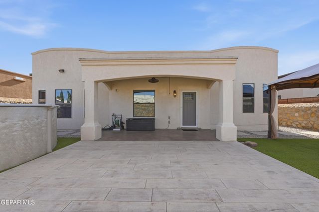 3056 CASCADE POINT Drive, El Paso, TX 79938