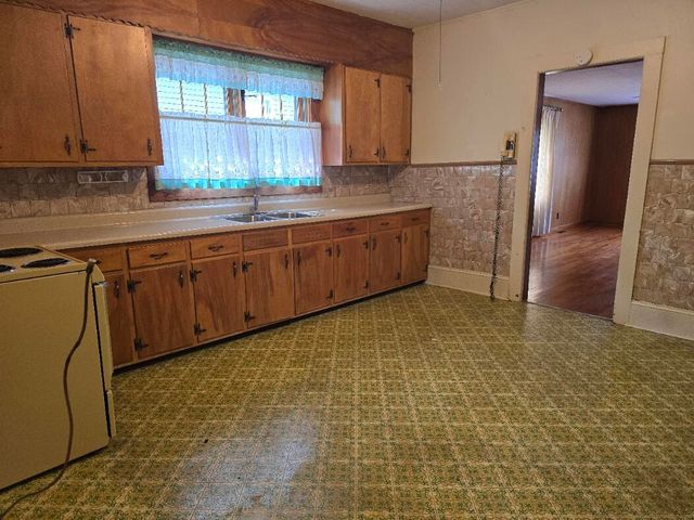 3938 Arkwright Street, Lupton City, TN 37351
