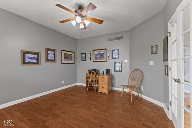 2418 Waterside Circle, Avon, IN 46123