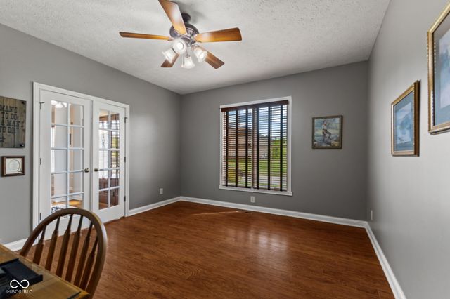 2418 Waterside Circle, Avon, IN 46123