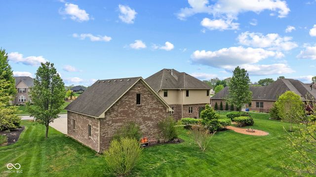 2418 Waterside Circle, Avon, IN 46123