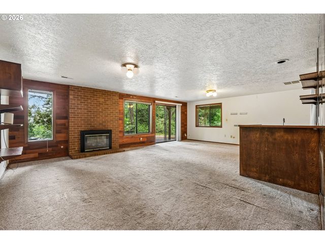 13620 Sw FERN St, Portland, OR 97223