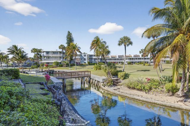 1221 Hillsboro Mile 23a, Hillsboro Beach, FL 33062