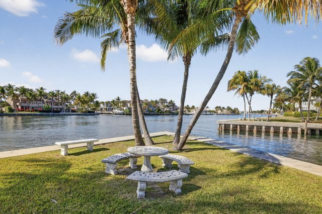 1221 Hillsboro Mile 23a, Hillsboro Beach, FL 33062