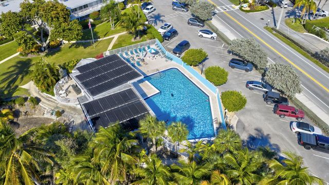 1221 Hillsboro Mile 23a, Hillsboro Beach, FL 33062