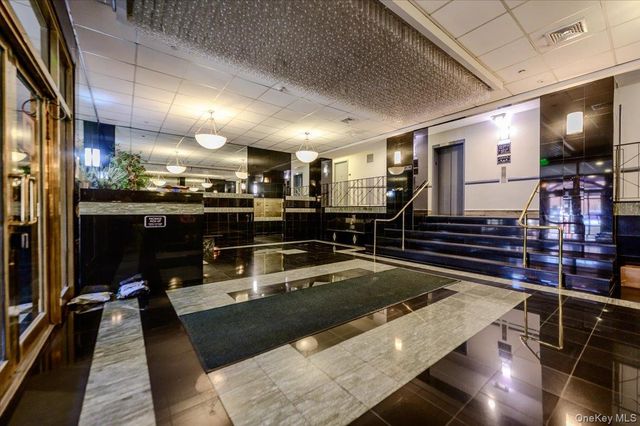 25 W Broadway 417, Long Beach, NY 11561