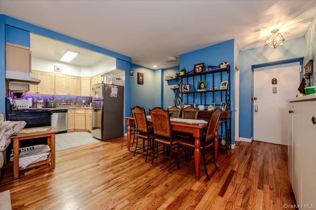 25 W Broadway 417, Long Beach, NY 11561