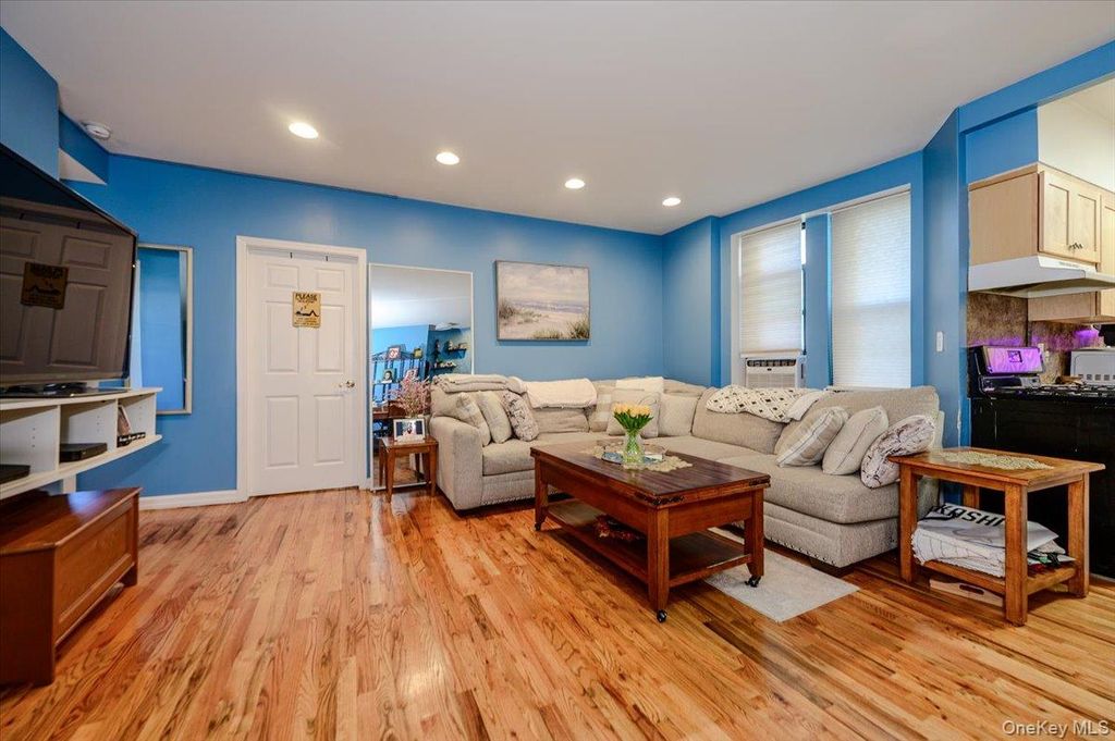 25 W Broadway 417, Long Beach, NY 11561 — photo 2
