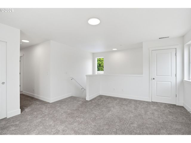 6204 Ne 43RD St, Vancouver, WA 98661