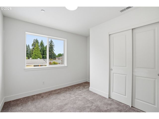 6204 Ne 43RD St, Vancouver, WA 98661