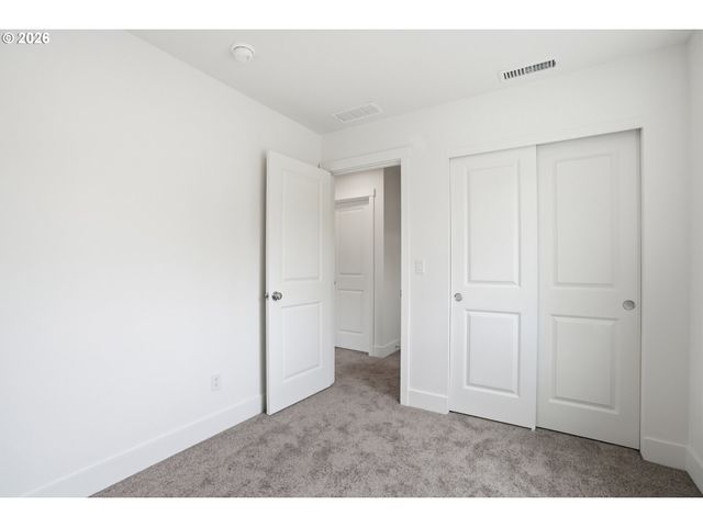 6204 Ne 43RD St, Vancouver, WA 98661
