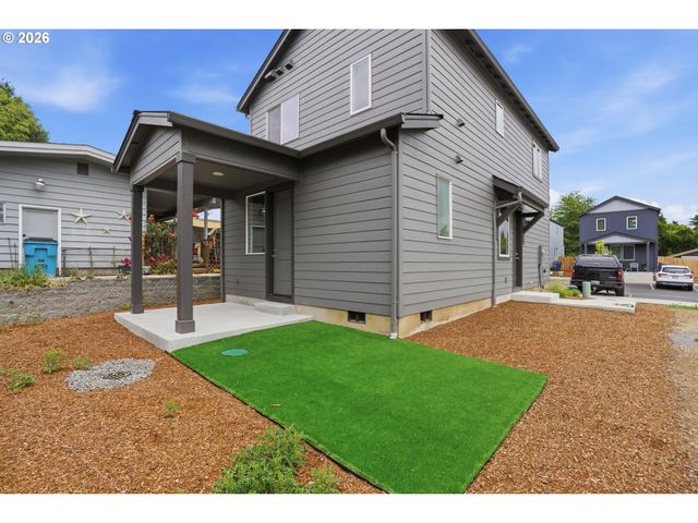 6204 Ne 43RD St, Vancouver, WA 98661