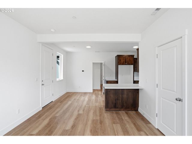 6204 Ne 43RD St, Vancouver, WA 98661