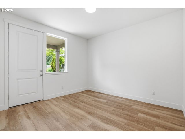 6204 Ne 43RD St, Vancouver, WA 98661