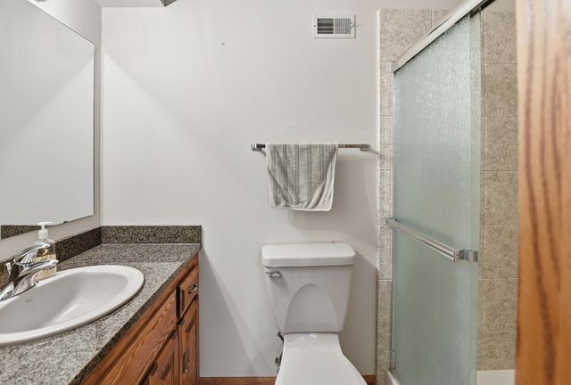 1020 ARBOR RIDGE Circle, Council Bluffs, IA 51503