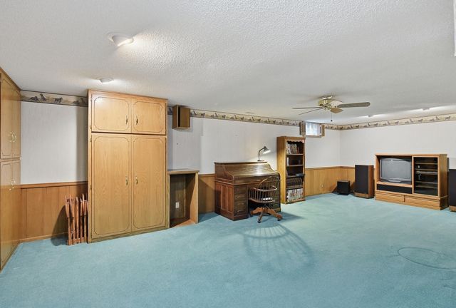 1020 ARBOR RIDGE Circle, Council Bluffs, IA 51503