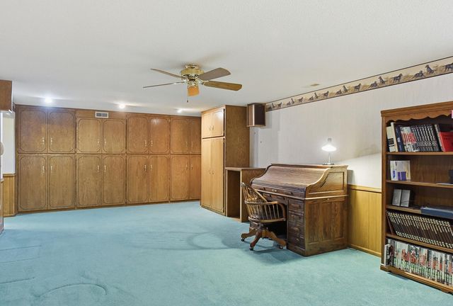 1020 ARBOR RIDGE Circle, Council Bluffs, IA 51503