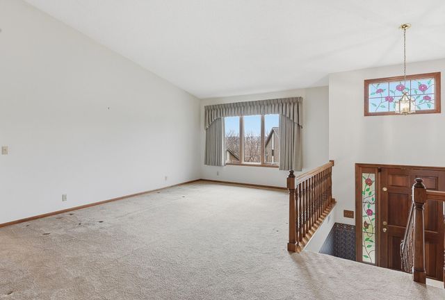 1020 ARBOR RIDGE Circle, Council Bluffs, IA 51503