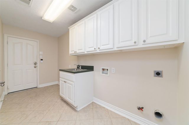 12527 Country Arbor Lane, Houston, TX 77041