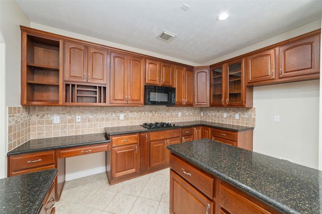 12527 Country Arbor Lane, Houston, TX 77041