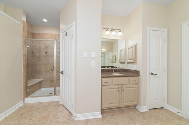 12527 Country Arbor Lane, Houston, TX 77041