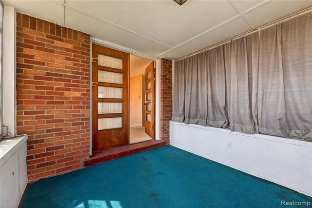 17198 Macarthur Street, Redford, MI 48240