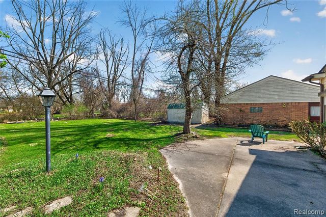 17198 Macarthur Street, Redford, MI 48240