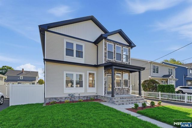 588 Maple Avenue, Saddle Brook, NJ 07663