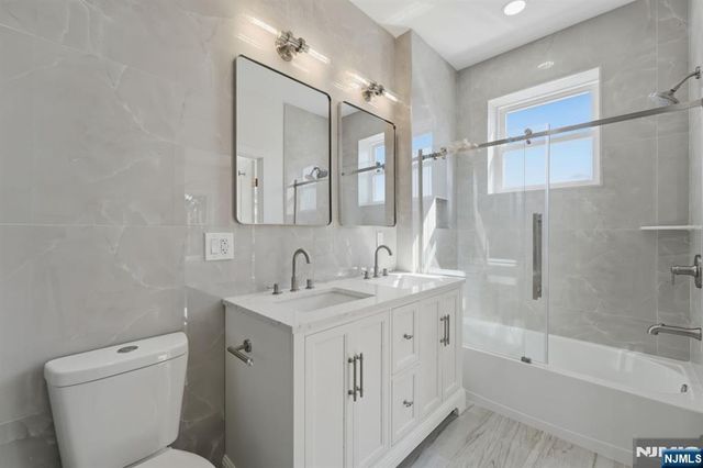 588 Maple Avenue, Saddle Brook, NJ 07663