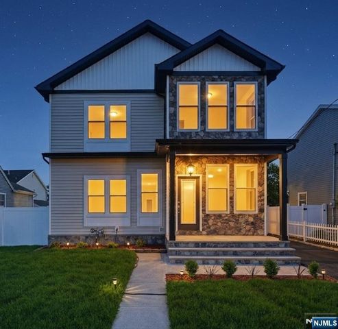 588 Maple Avenue, Saddle Brook, NJ 07663
