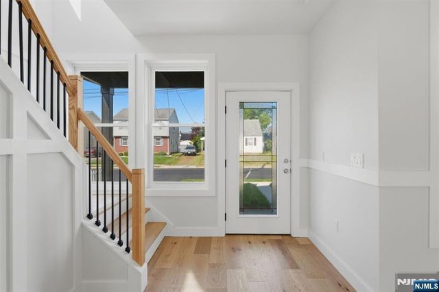 588 Maple Avenue, Saddle Brook, NJ 07663