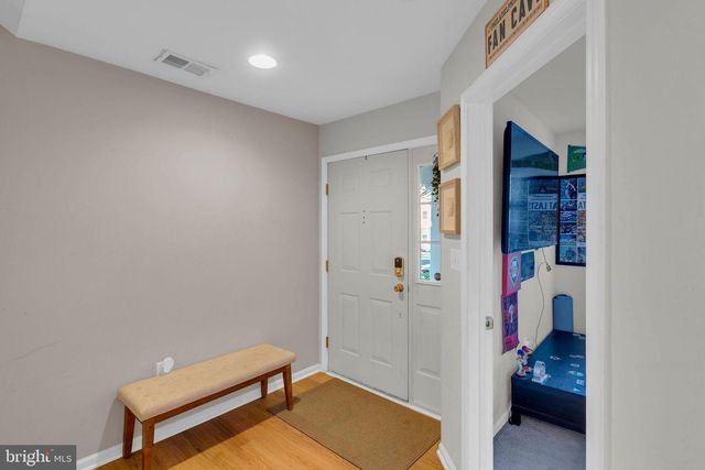 315 HARBOUR BLVD, Cinnaminson, NJ 08077