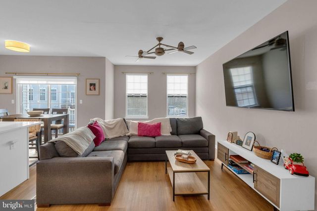 315 HARBOUR BLVD, Cinnaminson, NJ 08077