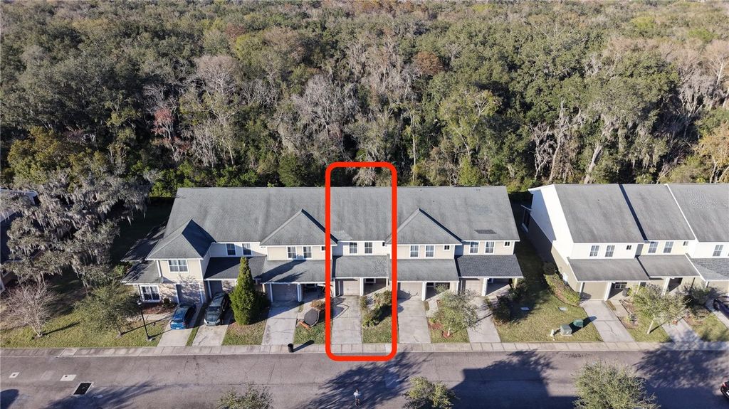 Image 23 of property listing at 8208 DOWNPATRICK COURT, Tampa, FL 33610