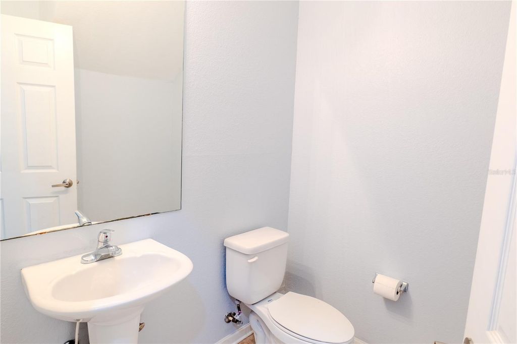 Image 7 of property listing at 8208 DOWNPATRICK COURT, Tampa, FL 33610