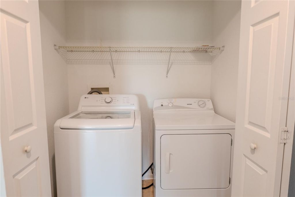 Image 9 of property listing at 8208 DOWNPATRICK COURT, Tampa, FL 33610