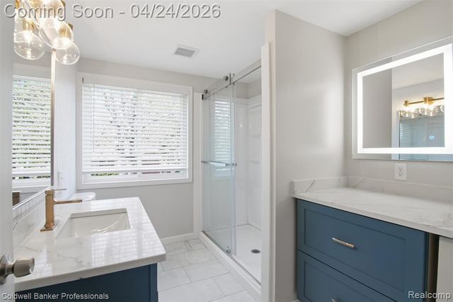 470 Crystalia Street, Commerce Twp, MI 48382