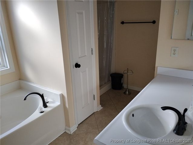 707 Connaly Drive, Hope Mills, NC 28348