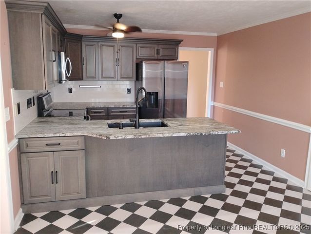 707 Connaly Drive, Hope Mills, NC 28348