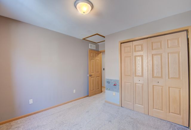 6717 Blackstone Circle, Portage, IN 46368