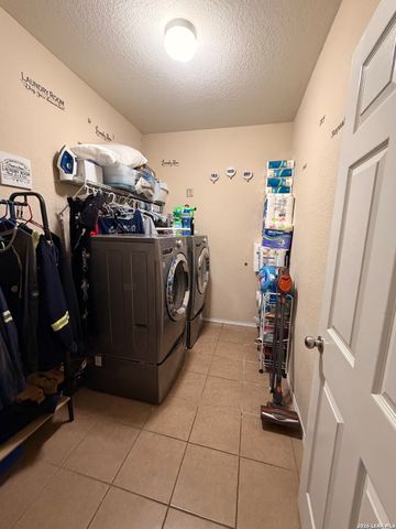 7150 Capricorn Way, Converse, TX 78109